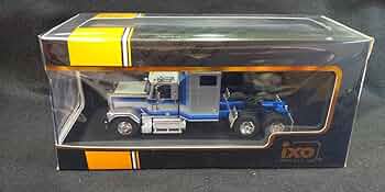 Amazon | 未開封イクソ 1/43 GMC ジェネラル 1980 シルバー | ミニカー Amazon | 未開封イクソ 1/43 GMC ジェネラル 1980 シルバー | ミニカー