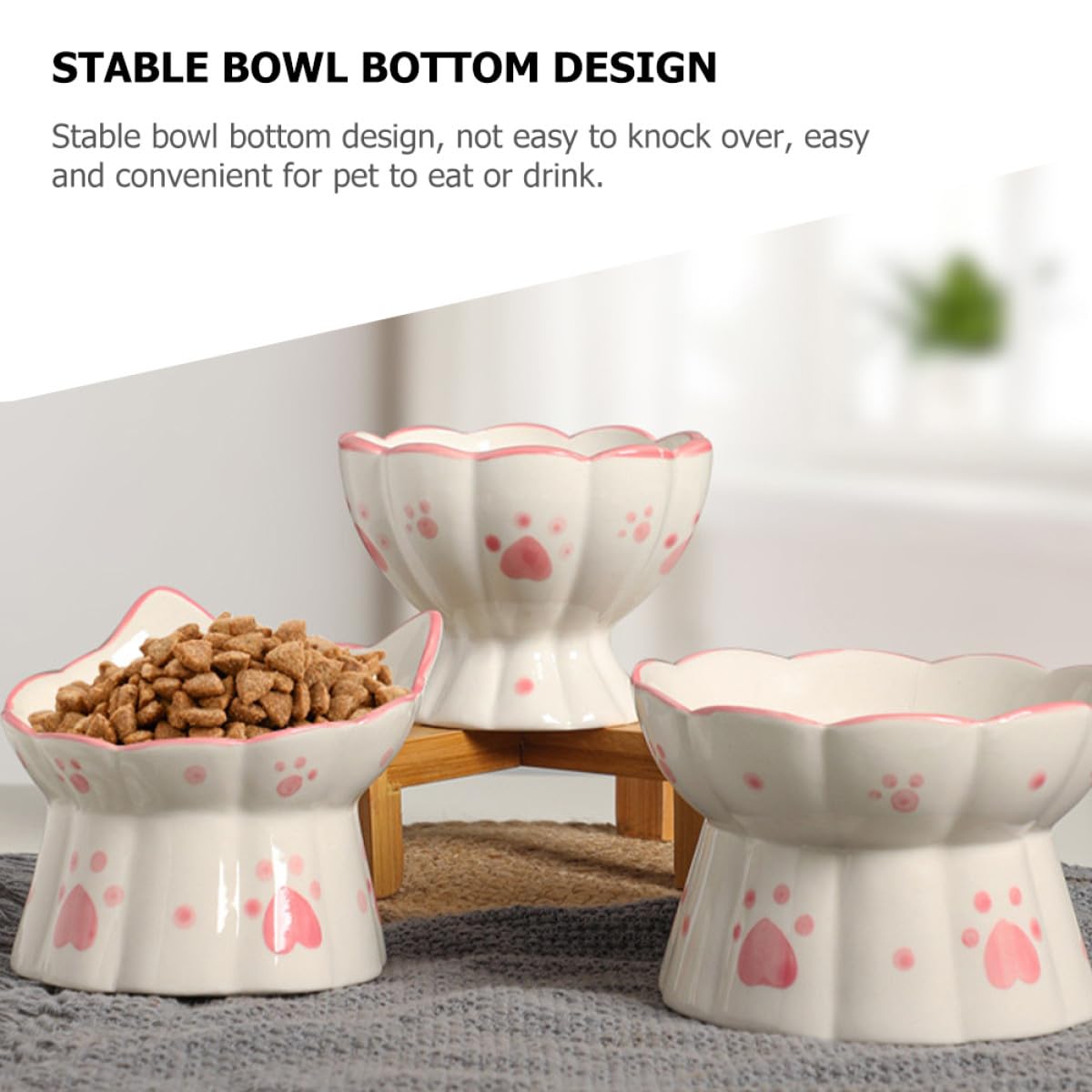 ULTECHNOVO Lot de 2 Gamelles Céramique Surélevées pour Chats Fond Antidérapant et Forme Oreilles de Chat, Bol Stable pour Protection du Cou Lors des Repas