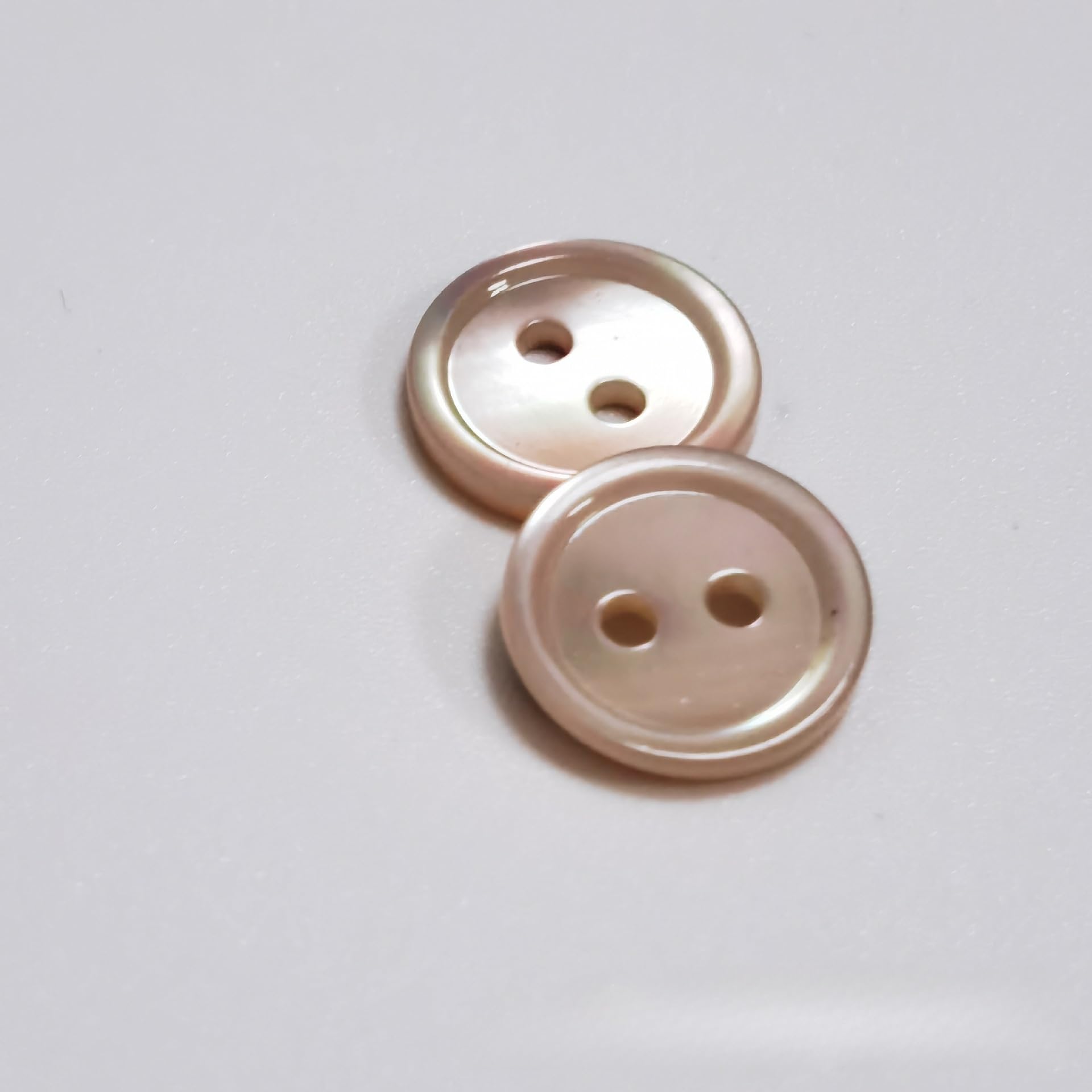 PATIKIL 30 Bottoni Madreperla 15mm - Grigi, Conchiglia Naturale A 2 Fori, Per Cucito E DIY - 2