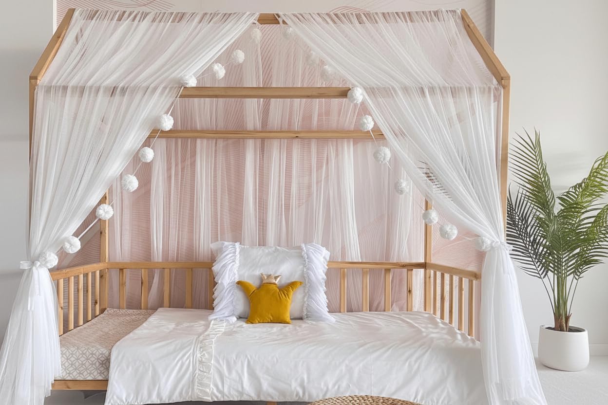 Baby Fancyroom Betthimmel für Hausbett, Bettvorhang aus Tüll, Beige, 2er Set mit Schleifen und Pompomgirlande, Baldachin für Kinderbett Mädchen (Ecru/Weiß, 320cm, mit Pompomgirlande)