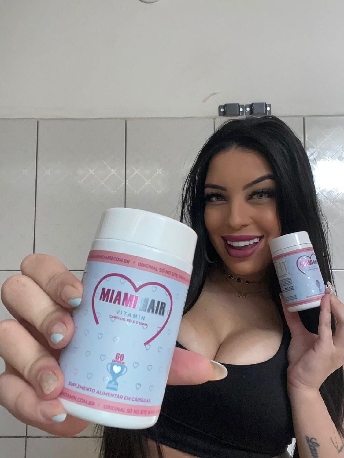 Biotina 45mcg + Silicio inteligente +17 vitaminas é MIAMI HAIR VITAMIN | 300Caps | Complexo de Beleza para Cabelo, Pele e Unhas | Crescimento Acelerado Dos Fios 90X MAIS RÁPIDO… em promoção! Veja a oferta e mais achadinhos de Vitaminas & Suplementos 5 Hoje é o melhor dia para comprar Biotina 45mcg + Silicio inteligente +17 vitaminas é MIAMI HAIR VITAMIN | 300Caps | Complexo de Beleza para Cabelo, Pele e Unhas | Crescimento Acelerado Dos Fios 90X MAIS RÁPIDO… com aquele preço maroto! Promoção! Aproveite a oferta! 5