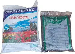 Kit Pedra Grande Terra Adubada 5kg + Húmus de Minhoca 3kg - Plantas - Horta - Vasos - Composto - Substrato