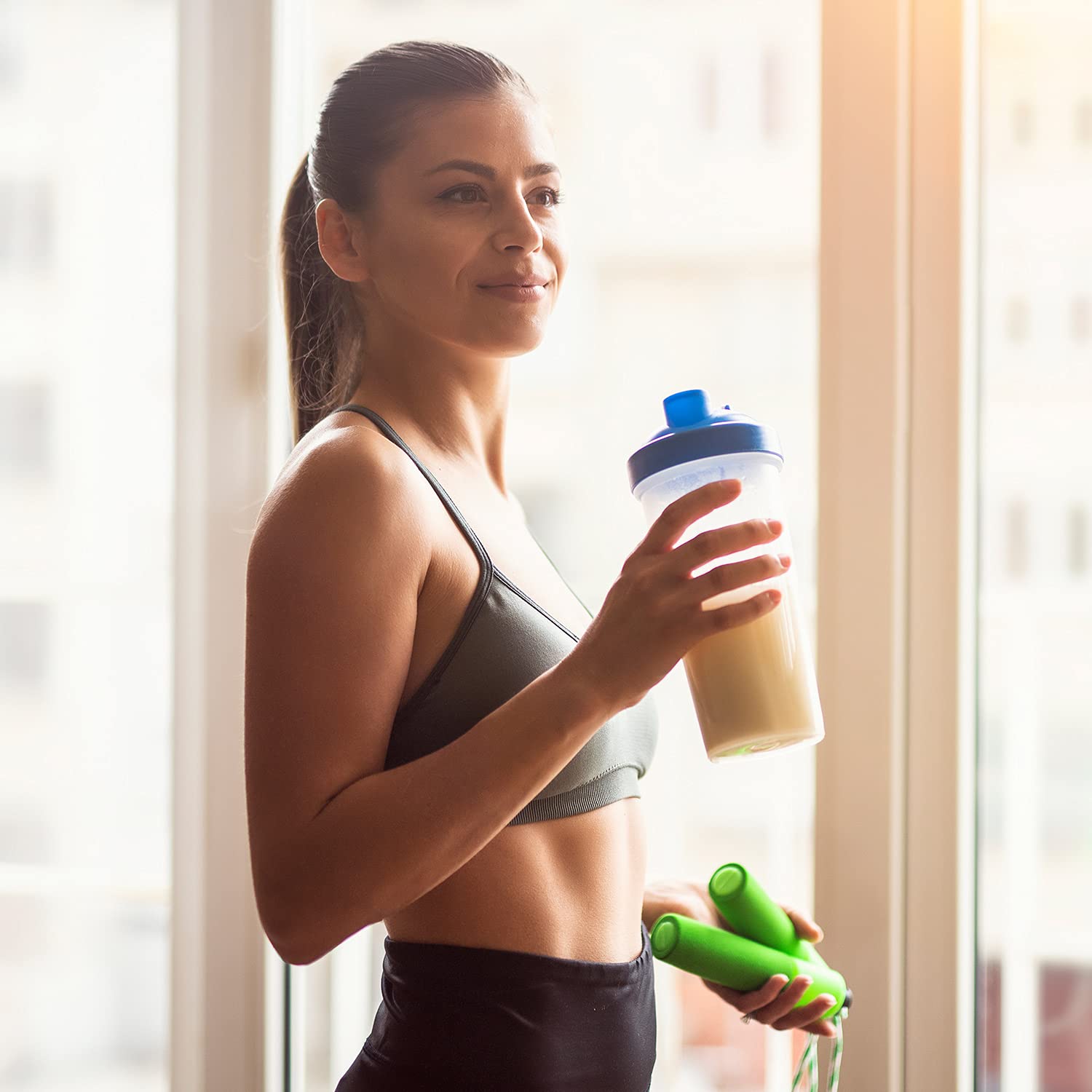 Bio Erbsenprotein Pulver - 1 KG - Erbsenmehl inkl. aller essentiellen Aminosäuren - Veganes Eiweisspulver mit 84% Protein - Unterstützt den Muskelaufbau