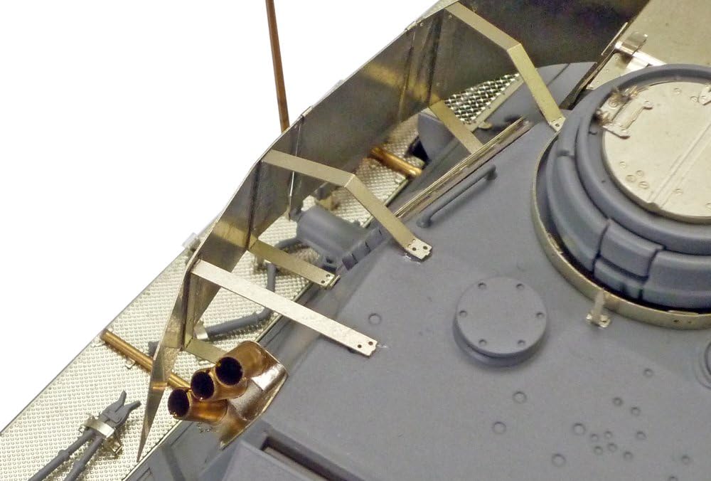 1/35 German Panzerkampfwagen by Tamiya