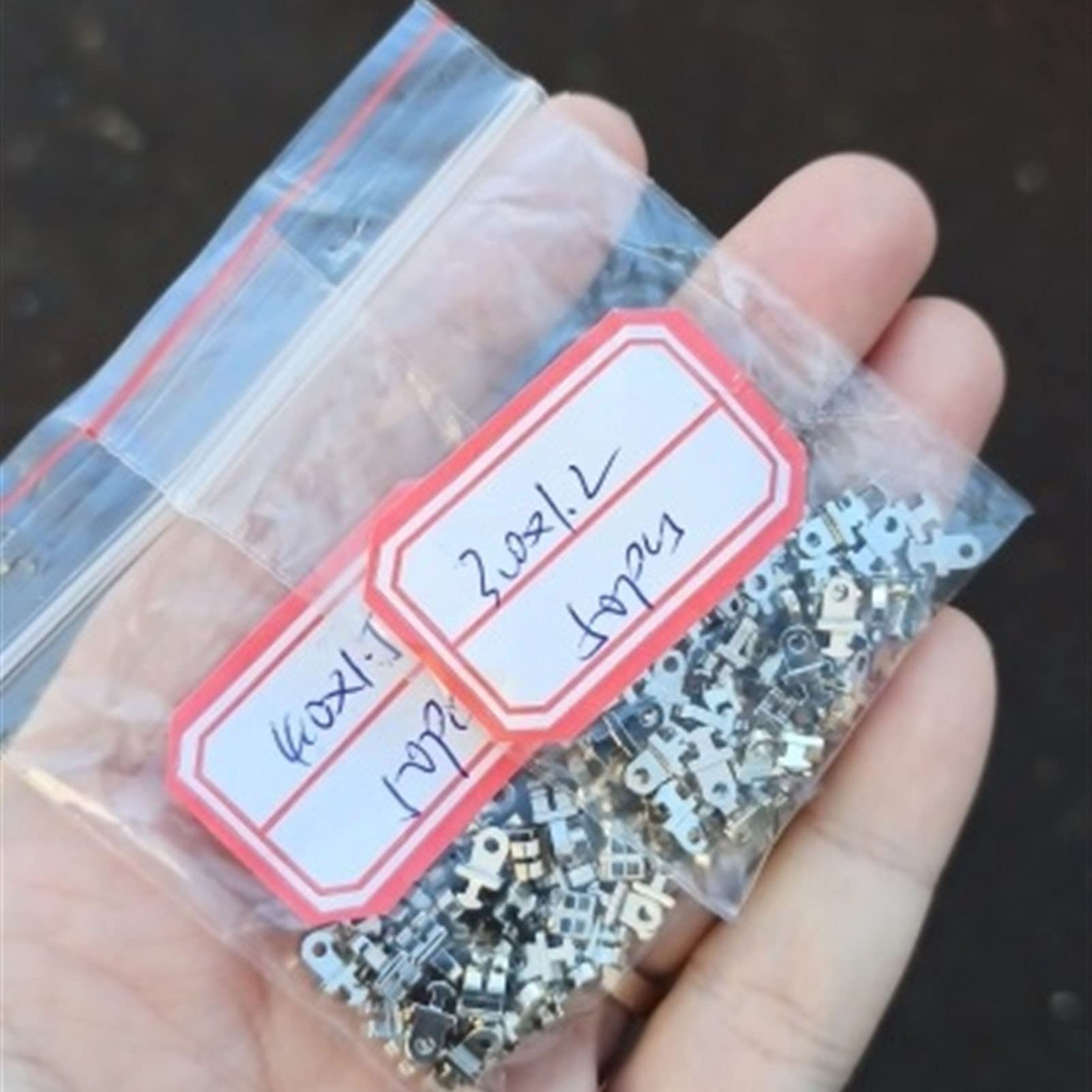 Zawias do okularów, 50 sztuk zębów pojedyncze zawiasy do okularów srebrne różne rozmiary plastikowa uszkodzona stal zastępcza(3.5x1.5mm)