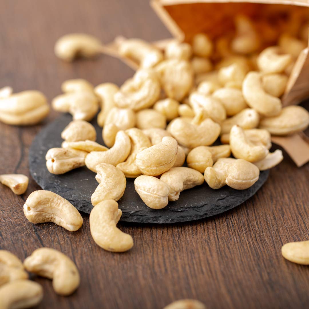 süssundclever.de® | Bio Cashewkerne | ganz Kerne | 1 kg | 100% naturbelassen | plastikfrei und ökologisch-nachhaltig abgepackt | Cashews