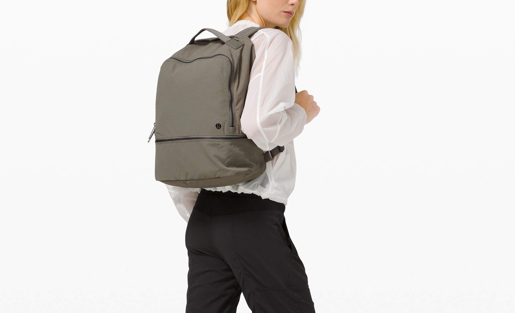 Amazon.co.jp: lululemon City Adventurer バックパック, グレーセージ