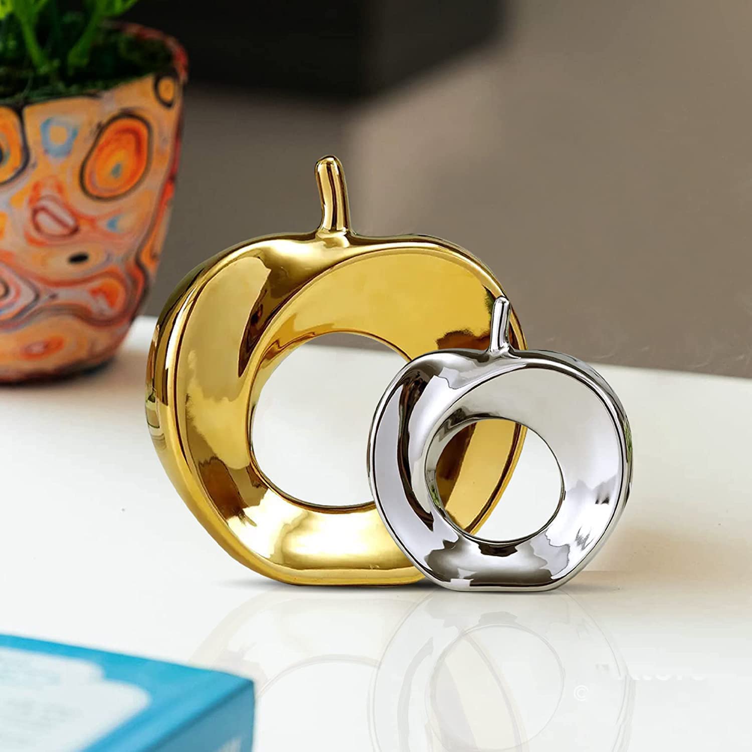 Xtore Beautiful Golden and Silver Hollow Apple Ornament Ceramic Home Decor Showpiece (Pack of 2,Golden & Silver)