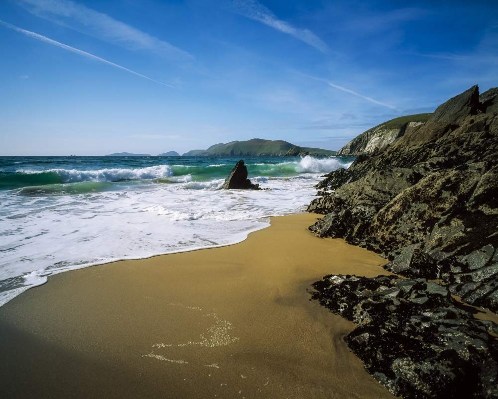 Coumeenole Beach, Slea Head, Península de Dingle, Islas Blasket, Condado de Kerry, Irlanda por The Irish Image Collection/Design Pics (34 x 26)