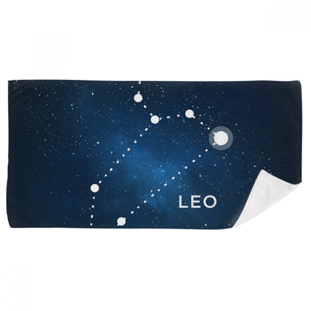Serviette de bain Leo Constellation, une idée cadeau d'anniversaire personnalisée