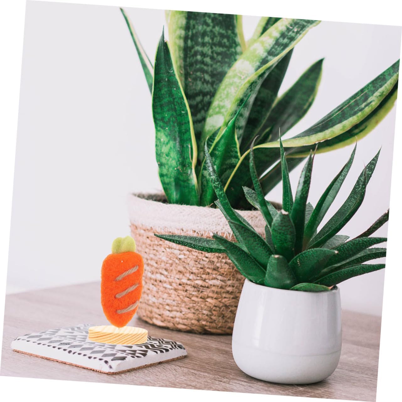 30sets Wooden Base Felt Doll Display Stands for Crochet Dolls Metal Holder Showcase for Home Decor and Collectibles