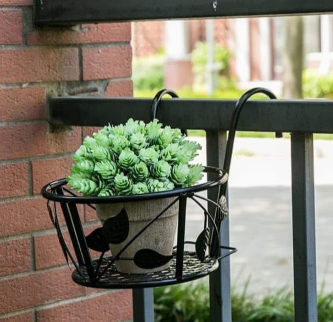 Crafts Impex Iron Hanging Railing Round Flower Pots for Balcony -Railing Basket-Black (Black, Iron) (Iron 1 Piece) (B0D54PCZZN) Amazon Price History, Amazon Price Tracker