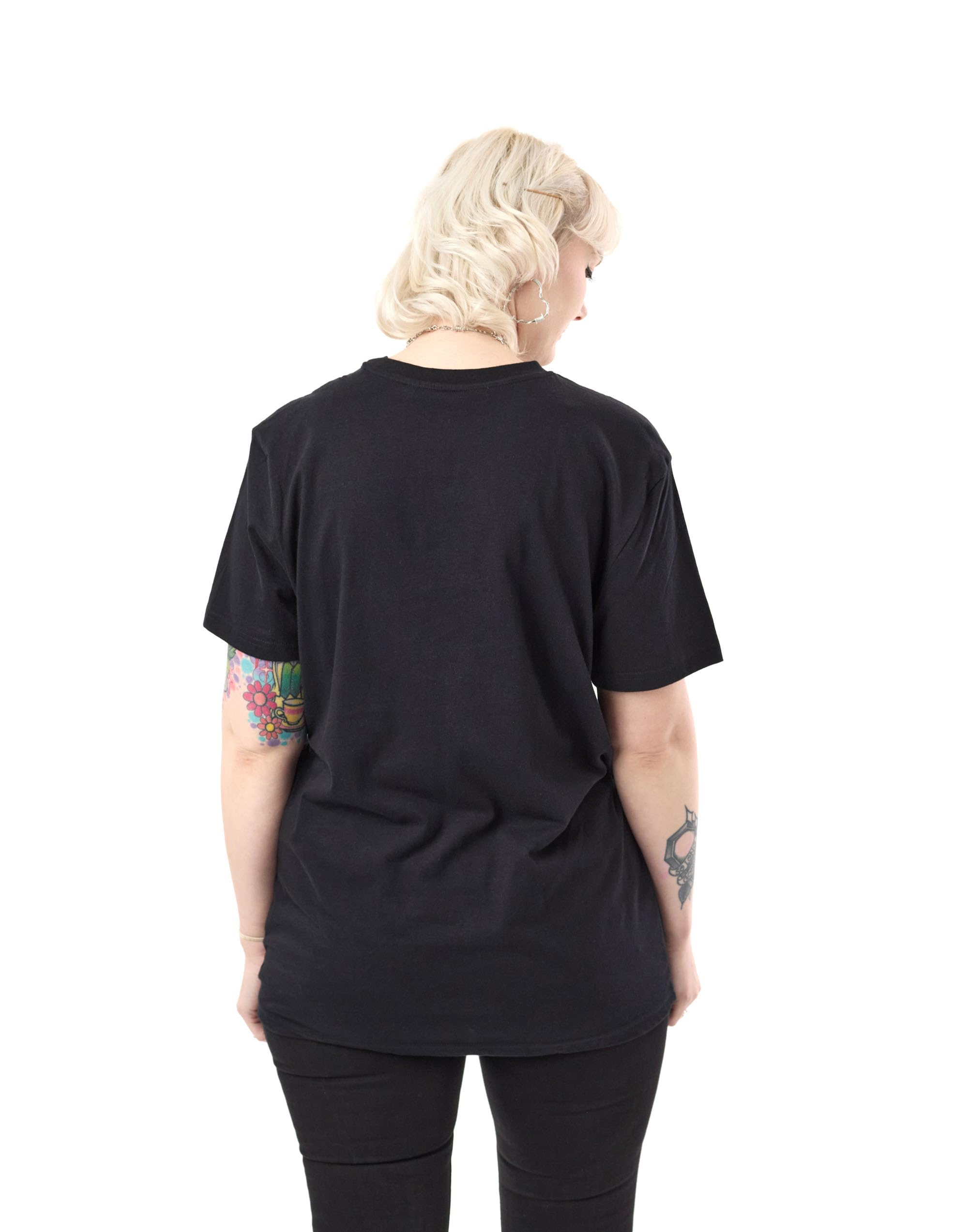 Hello Kitty & Friends damska czarna koszulka z krótkim rękawem | Rock Life Graphic Tee | Odzież postaci Sanrio | Top w stylu retro dla kobiet i dziewcząt