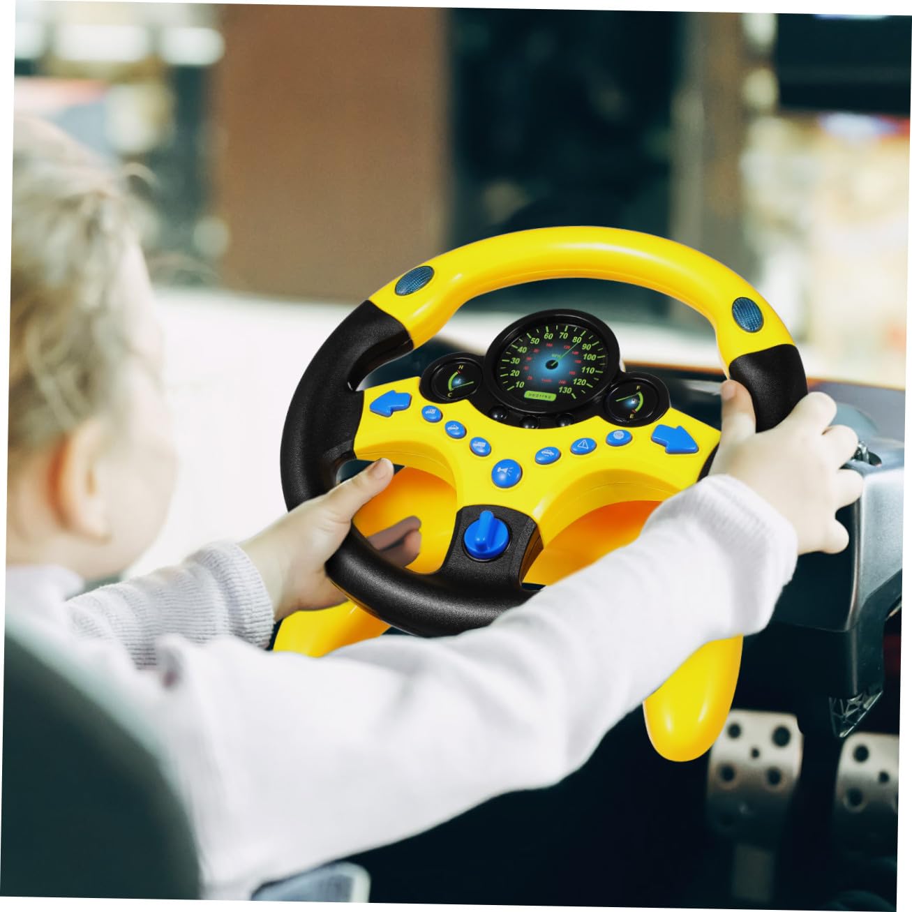 Simulatore di Guida per Bambini con Sterzo in Plastica Giallo, Giocattolo Educativo Interattivo con Luci e Musica per Attività in Famiglia e Gioco di Finzione