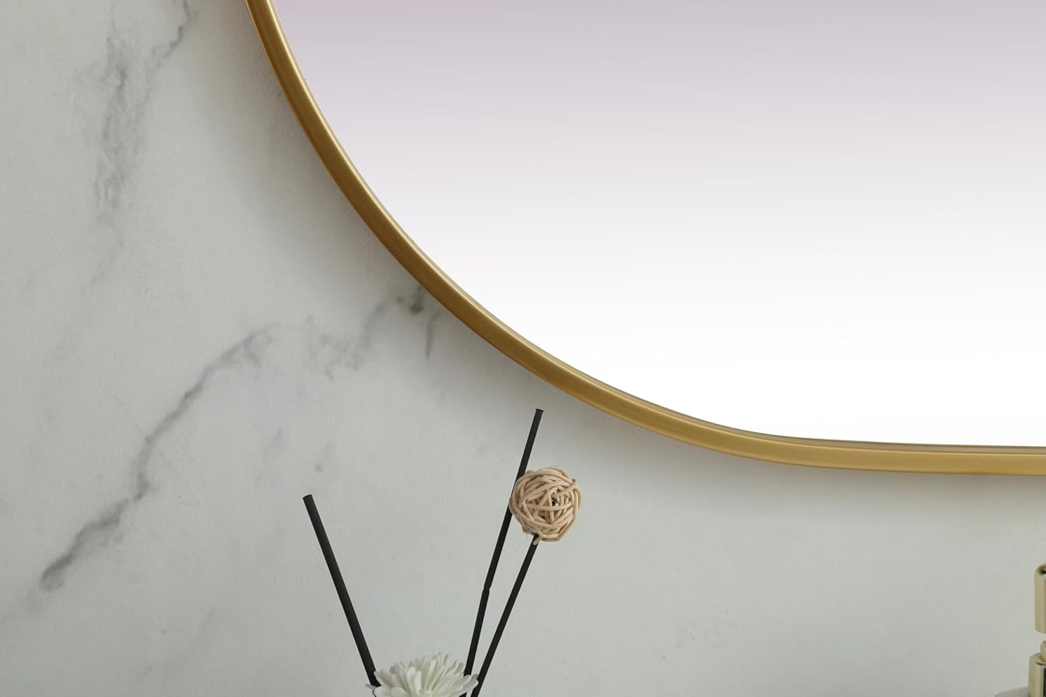 Elegant Decor Asha 24x48 Oval Modern Metal Wall-Mounted Mirror in Brass