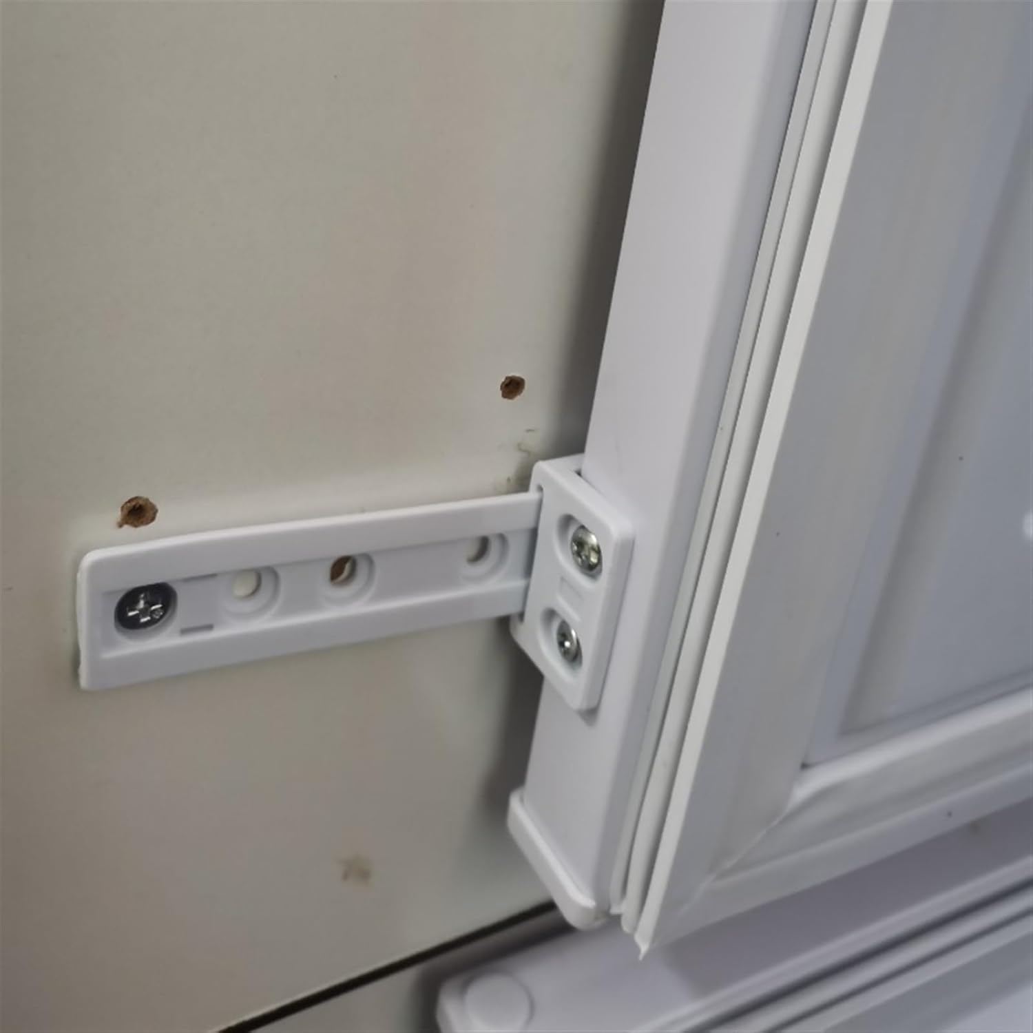 Side Mount Cabinet Runners Glides Refrigerator Drawer Slide Rail for Integrated Fridge Freezer Door Plastic Mounting Bracket Fixing Connector Guide Assembly