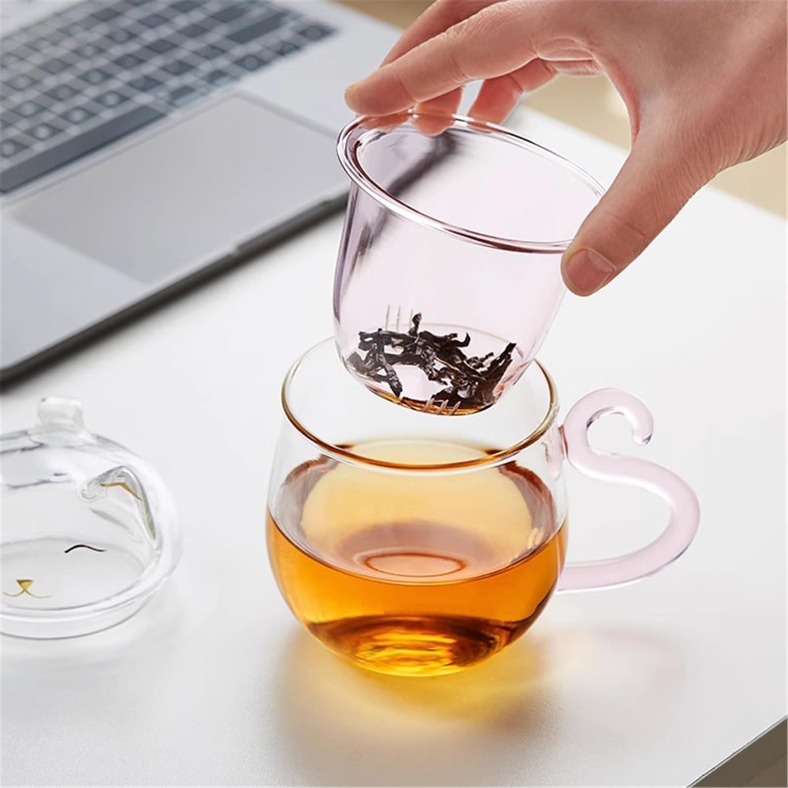 Trinkglas Transparenter, doppelwandiger Kaffeebecher mit Deckel, 473 ml (16 oz), niedlicher, katzenförmiger Borosilikatglasbecher rosa Henkel