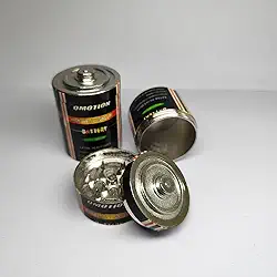 Triturador Vintage de Metal com 3 Partes, Dichavador com Compartimento de Armazenagem, Preto