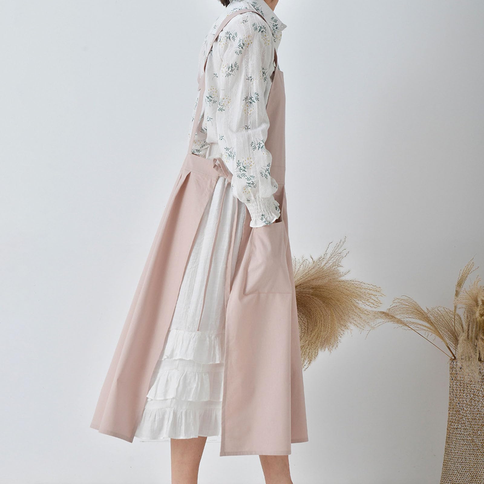 PANGBOER Pinafore Tablier de cuisine imperméable pour femme avec poches pour le travail, le jardinage, la cuisine, la peinture, la pâtisserie