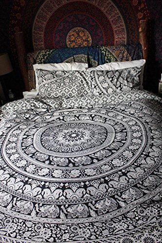 New Exclusive Range of Black and White Queen Size Duvet Cover Set With Pillow Covers By 