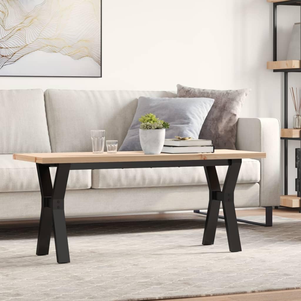 Table basse salon stable en bois et fonte pour sublimer un petit espace