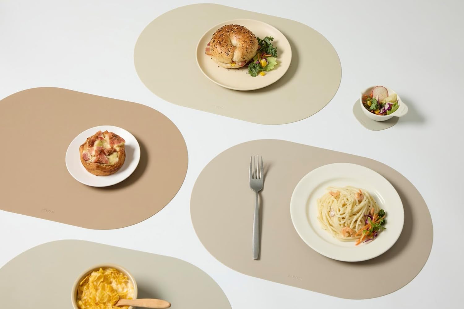 Beige Oval Silicone Placemats Set of 6  Heat Resistant, Waterproof, Easy to Clean Non-Slip Modern Dining Table Mats  Premium Leather Textured Japandi Kitchen Decor