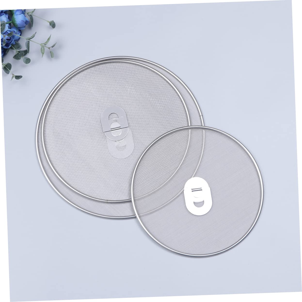 OUNONA 2Pcs Spill Lid Cover Metal Splatter Screen Cooking Tools for Kitchen and Cafe Cooling Mat Food Grade Oil Strainer