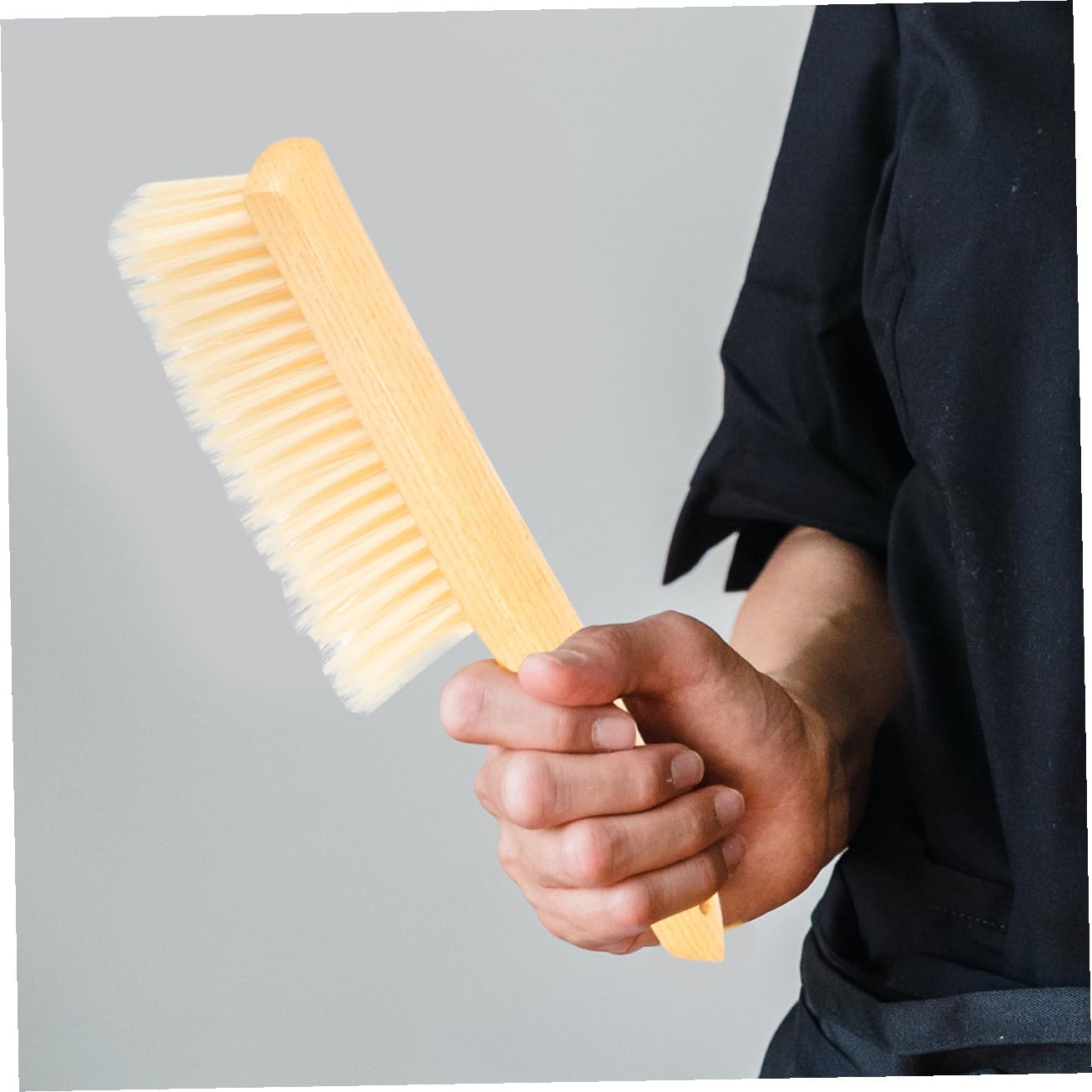 2pcs Wood Handle Soft Bristle Hand Brooms for Fabric Lampshade and Surface Dusting, Reusable Cleaning Brushes for Table and Floor Lamps, Household Dust Removal Tools