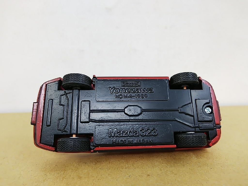 Amazon.co.jp: □ マツダ特注 ヨネザワ ダイヤペット『マツダ323 赤