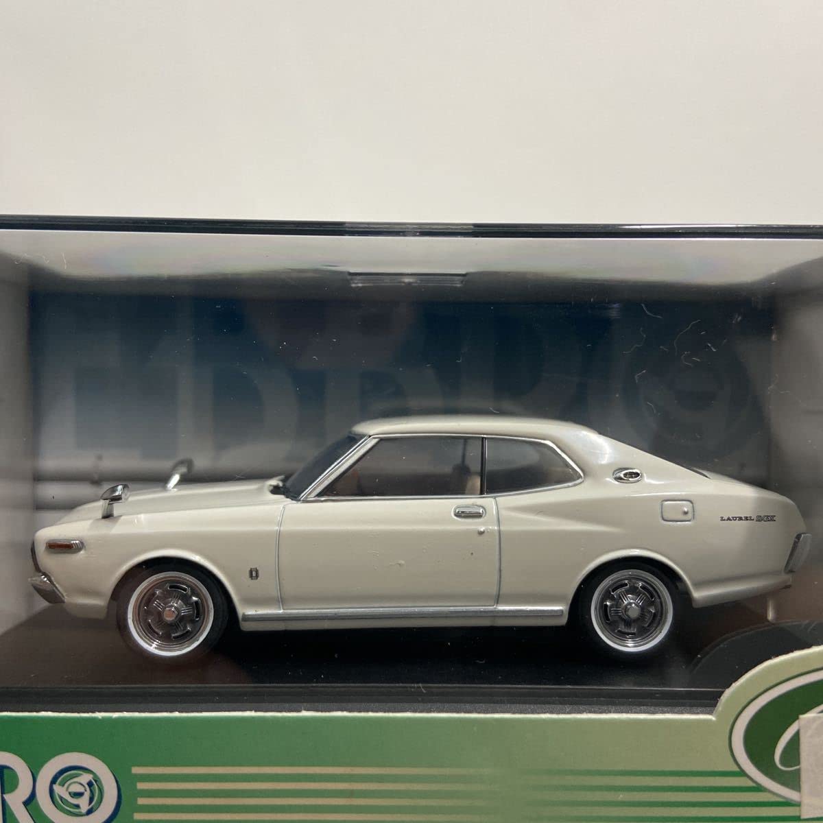 Amazon | EBBRO 1/43 NISSAN LAUREL HT SGX 1972年 White エブロ 日産