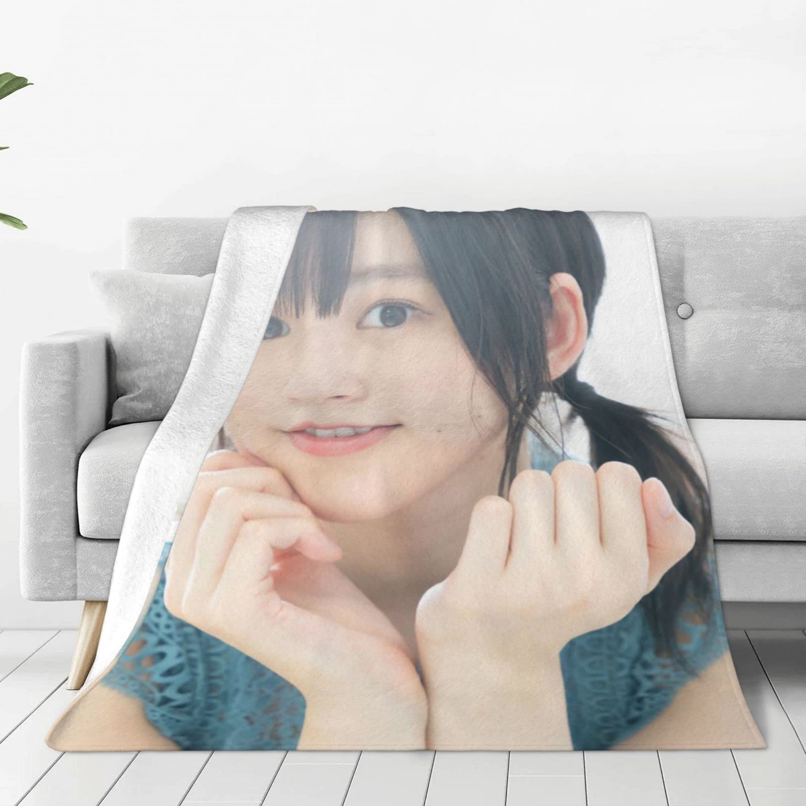 Amazon｜中島由貴 スーパーソフト フランネルブランケット ふんわり