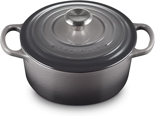 Miniatura 228 de Le Creuset 9 Qt. Signature Horno holandés redondo con pomo de acero inoxidable grabado Artichaut
