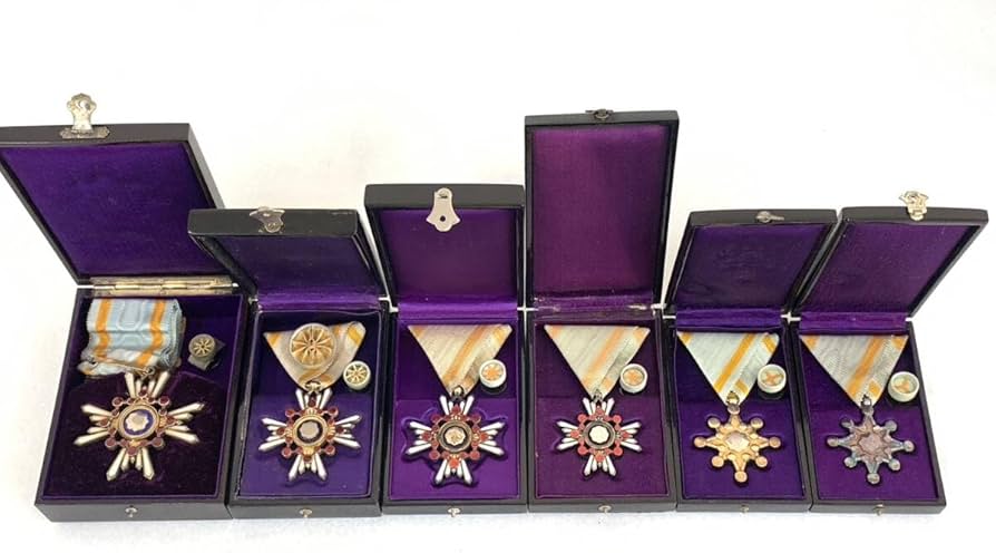 勲三等瑞宝章箱つき