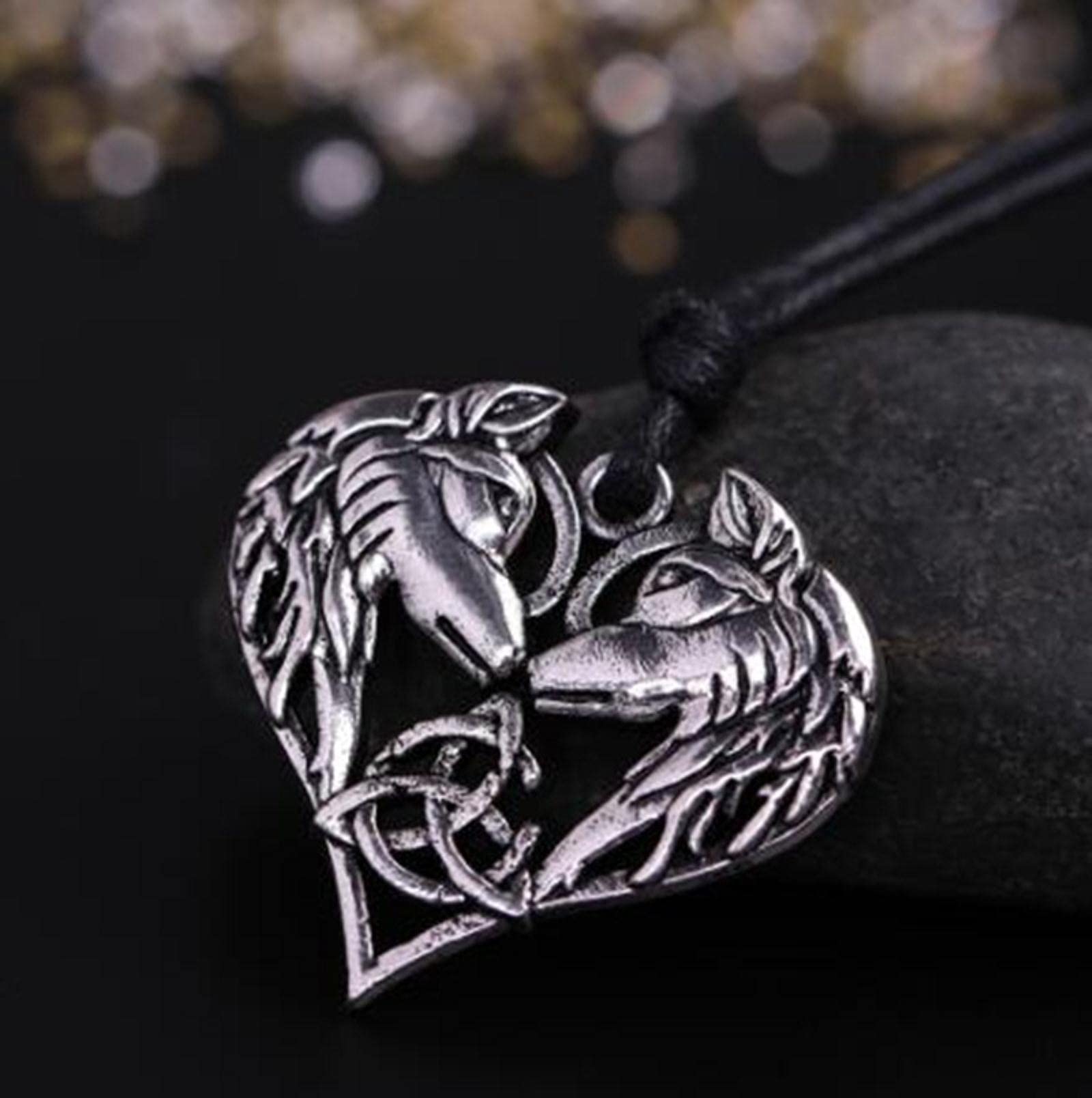 HCMA Celtics Wolf Head Pendant Necklace Couple Heart Necklaces Love Gift Norse Vikings Original Animal Jewelry