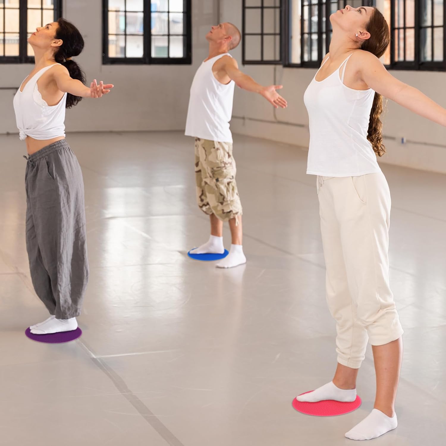 Tinideya 90 Pcs Poly Spot Markers 4.72 Inch Vinyl Poly Dots Non Slip Spot Marker for Gym Floor Marker Poly Spots for Gym Floor Soccer Basketball Speed Agility Training Classroom Org