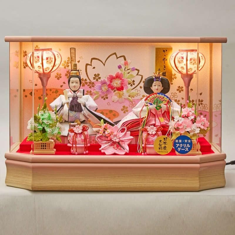ひな人形☆お雛様☆雛飾り☆親王飾☆ひなまつり☆雪洞☆オルゴール付き☆ケース飾り Amazon | 雛人形 ケース入り ゆきな 小三五 親王飾り 幅49cm 六角W