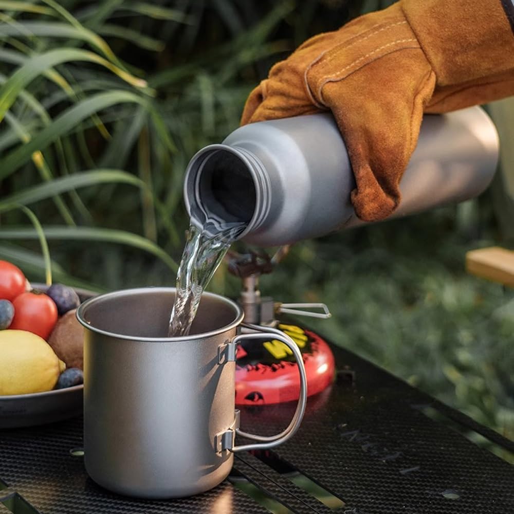 Gourde de Sport en Titane 800 ML | Accessoire d'extérieur ultraléger, étanche et réutilisable for Les Voyages, Le Camping, la randonnée, Le Sport et Le Quotidien.