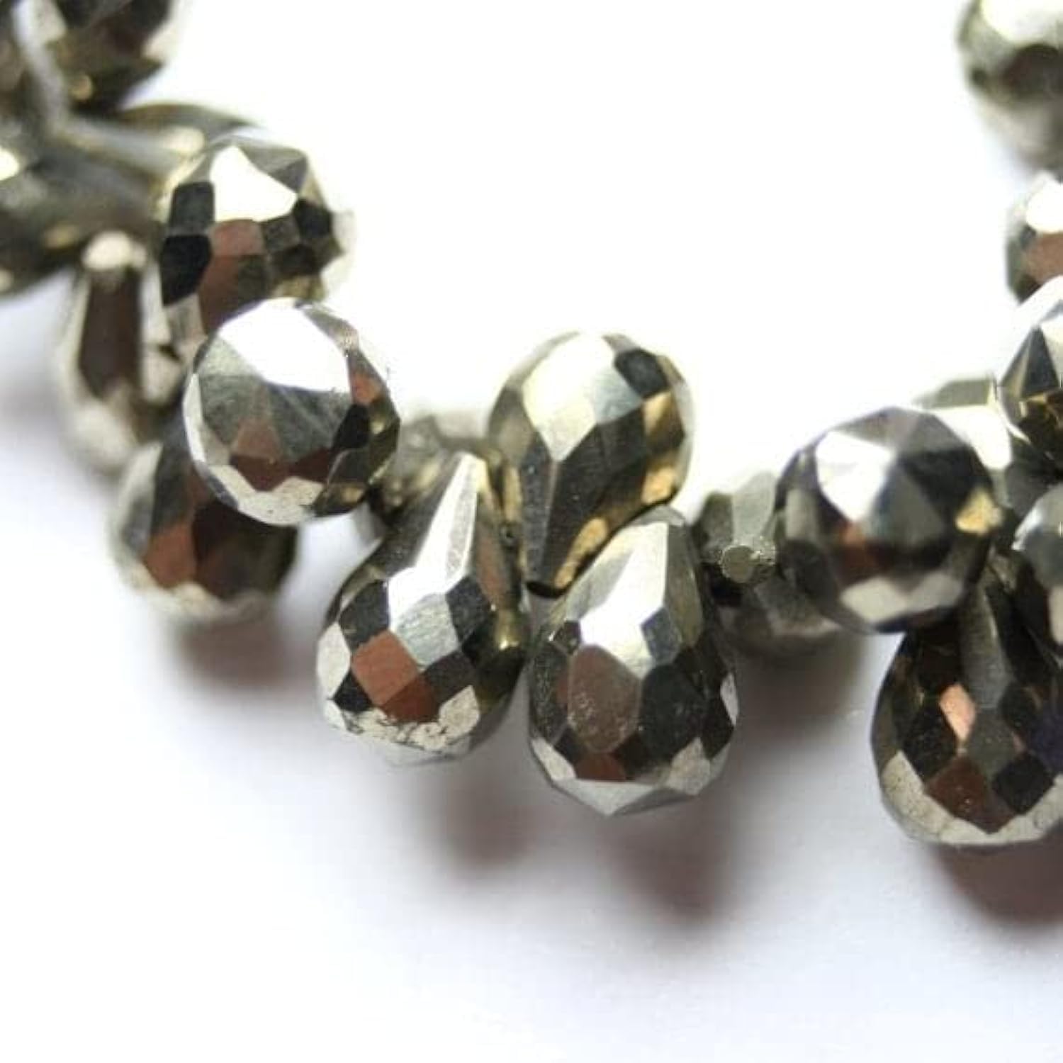 Perles de pyrite micro facettées teardrop 7-8mm pour fabrication de bijoux artisanaux