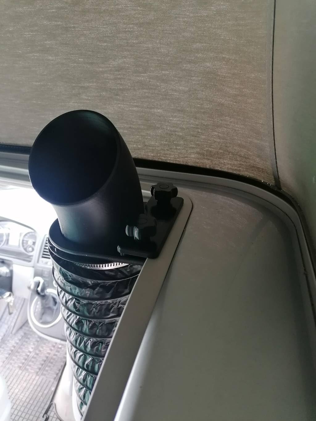 Standheizungsadapter für VW T5 / T6 / T6.1 California, Warmluftleitsystem für Aufstelldach, Bus AirFlow System, Schwarz
