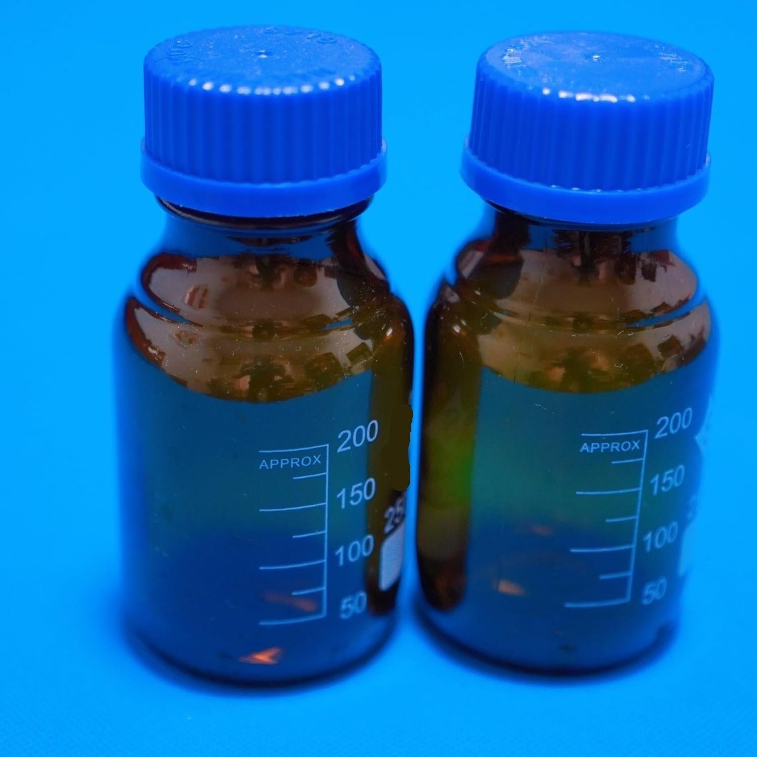 Zestaw szklanych butelek laboratoryjnych na odczynniki – bursztynowo-brązowy, pojemność 100–1000 ml do bezpiecznego przechowywania chemikaliów(500mlx2pcs)