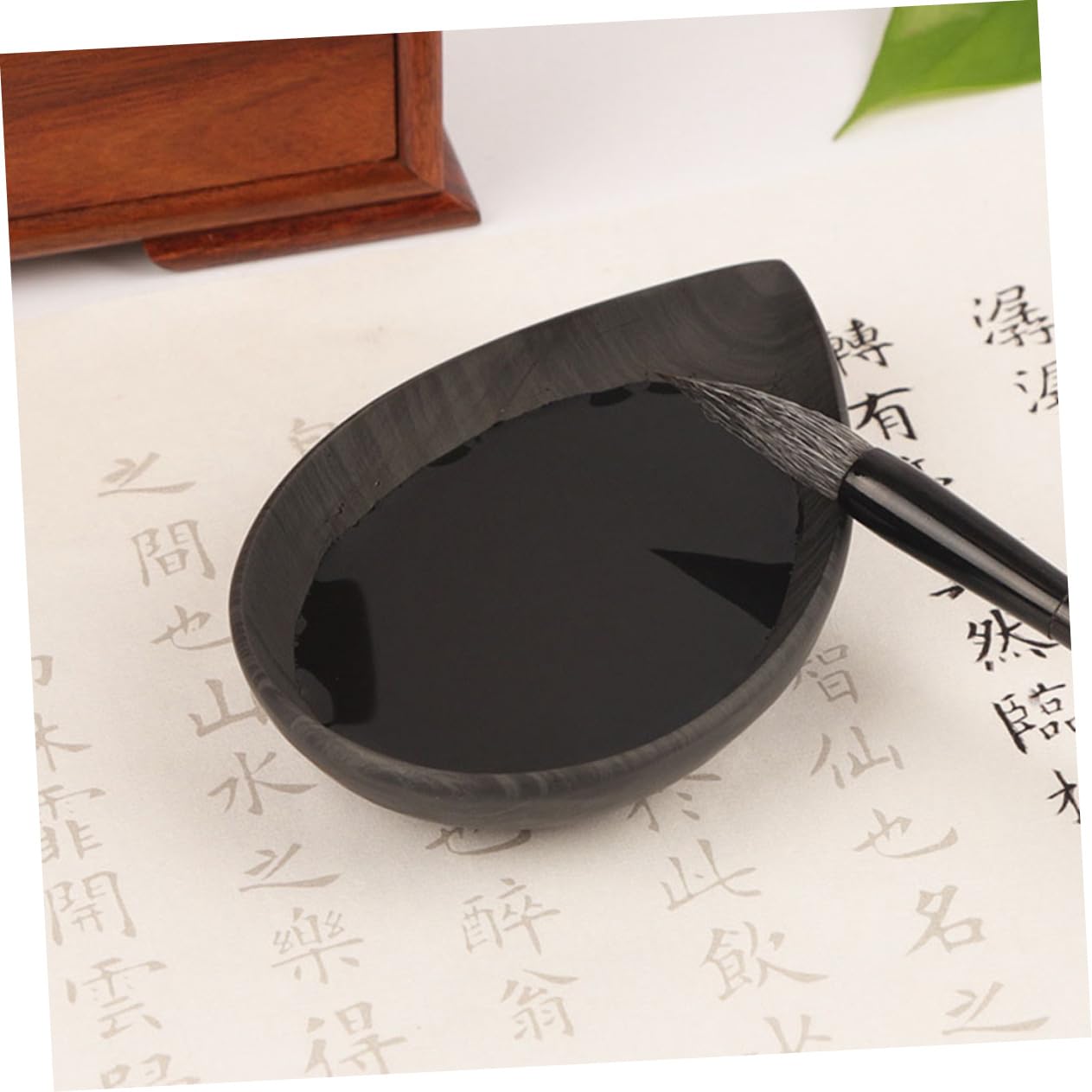 Hohopeti Chinesischer Kalligraphie Tuschestein zum Reiben von Tusche Eleganter in Tropfenform aus Schwarzem Stein mit Glatter Oberfläche für Schreiben und Sumi Malerei Geeignet