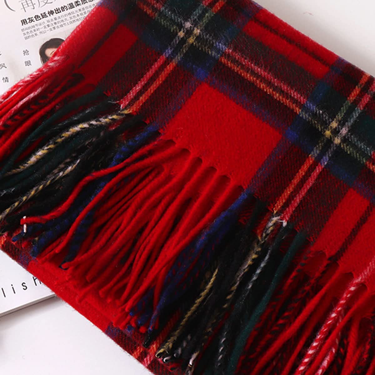 Sciarpa in pura lana, scialli invernali morbidi e caldi, alla moda da donna, con nappe e quadri, colore rosso