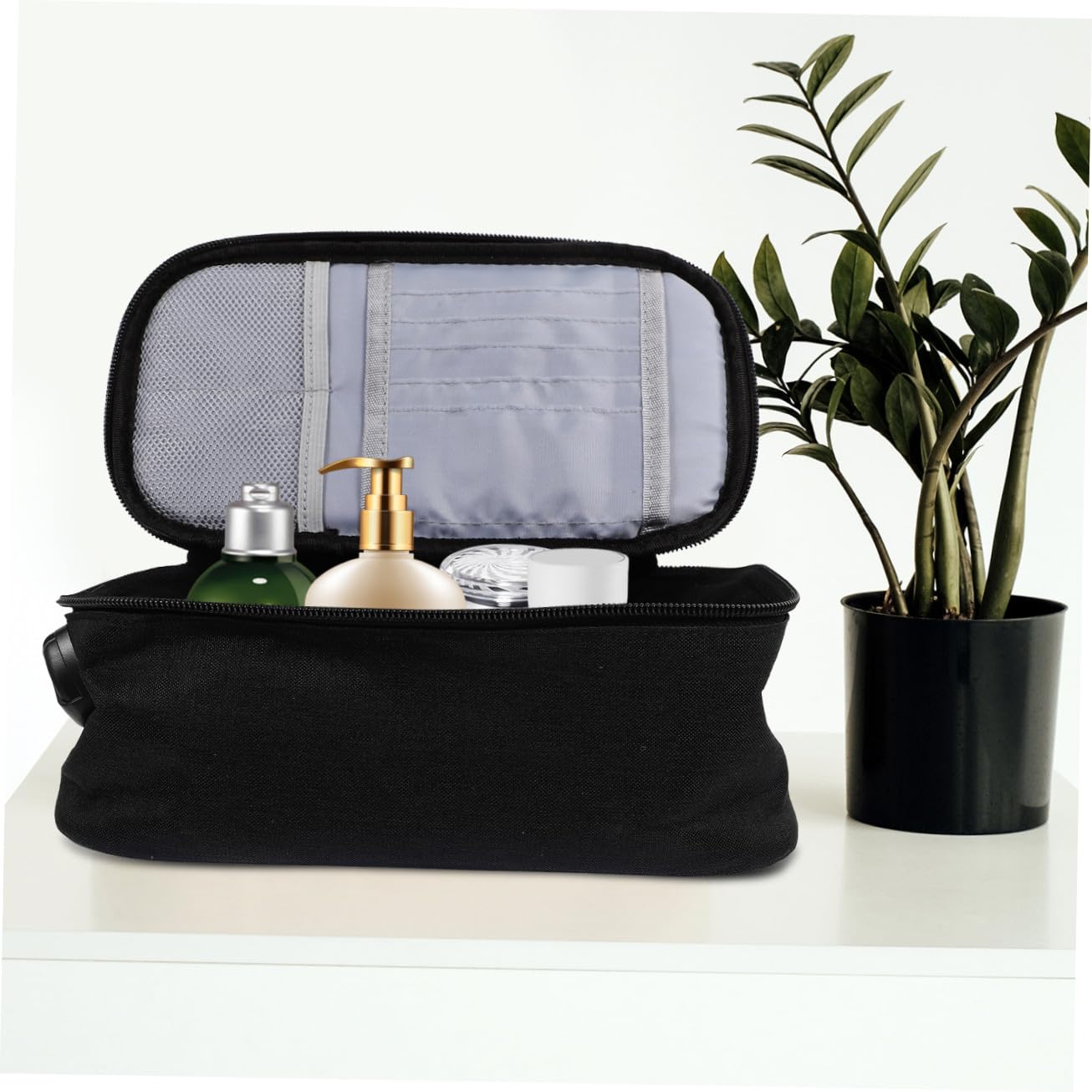 Schwarze Reisekosmetiktasche mit Mehreren Fächern aus Oxford Stoff | Platzsparend für Koffer, Tragbar für Party und Reise, für Make Up und Nagelwerkzeug