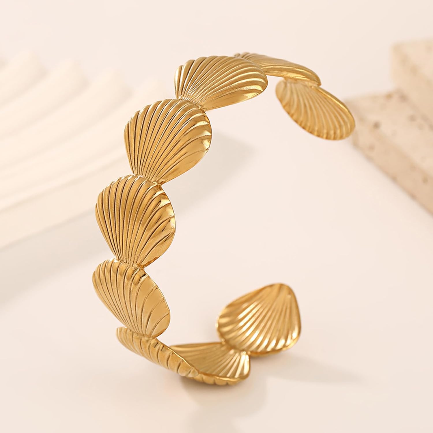 Gold Seashell Cuff Bracelet for Women Vintage Shell Open Arm Cuff Bracelet Sparkly Boho Seashell Charm Bracelet Chunky Shell Statement Bracelet Summer Beach Costume Accessories - Image 2