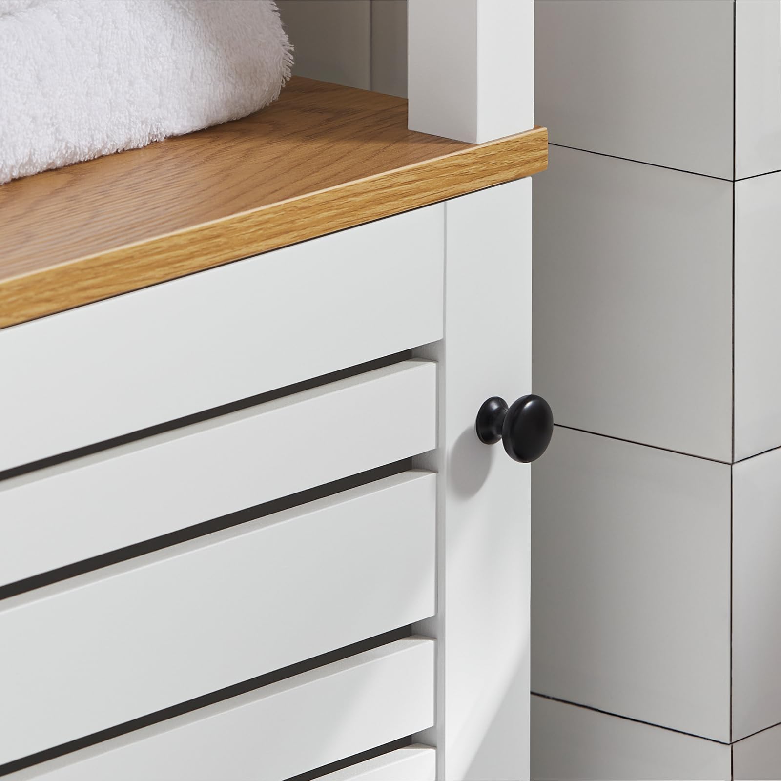 SoBuy Mobile Bagno Alto e Stretto Salvaspazio con Ripiani Aperti e Anta a Doghe – Colonna Bagno da Terra in MDF, Armadietto Moderno per WC o Lavanderia – Bianco/Naturale, 160x40x30 cm, BZR43-W