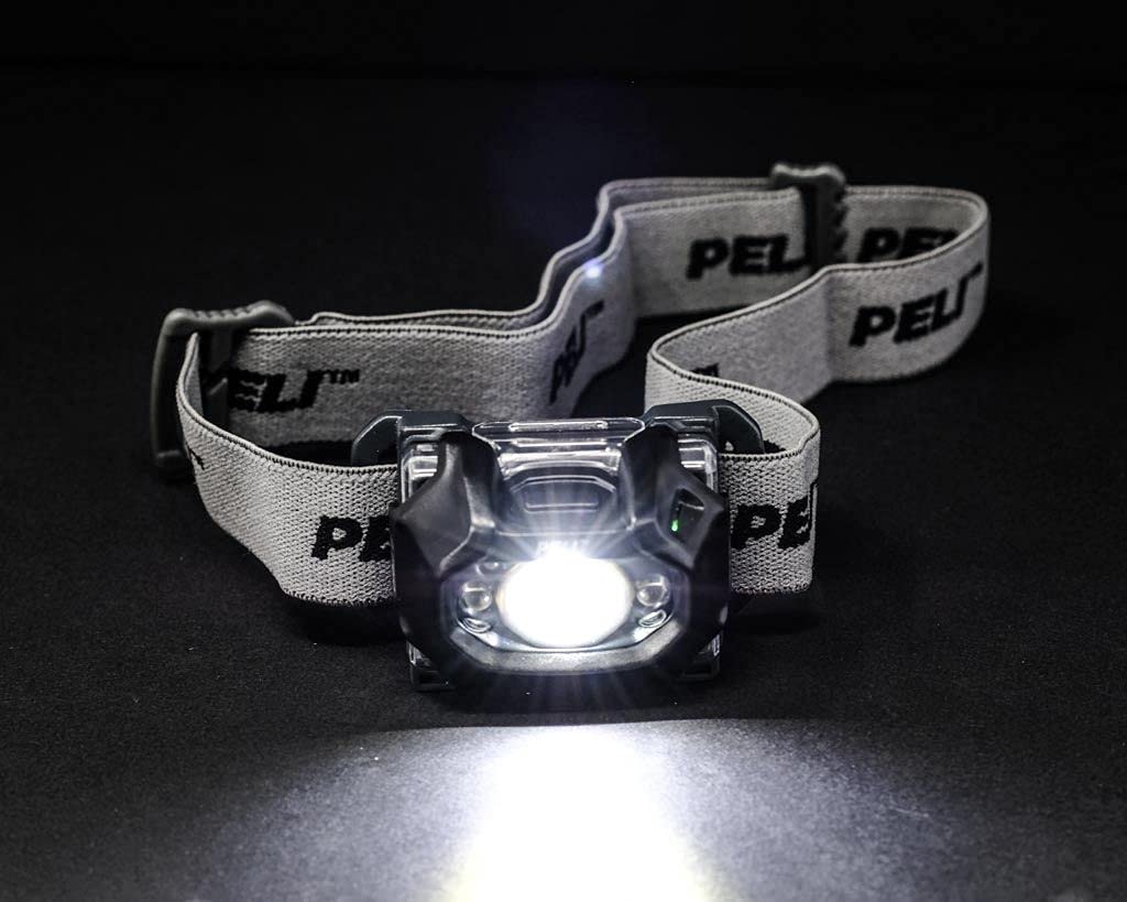 PELI 2760: Nachtsichttaugliche Mehrstrahl-Premium-LED-Stirnlampe, Hohe Qualität für Industrie, Höhlenforschung, Profi Angeln, Speläologen, IPX4 wasserfest, 289 Lumen, Farbe: schwarz