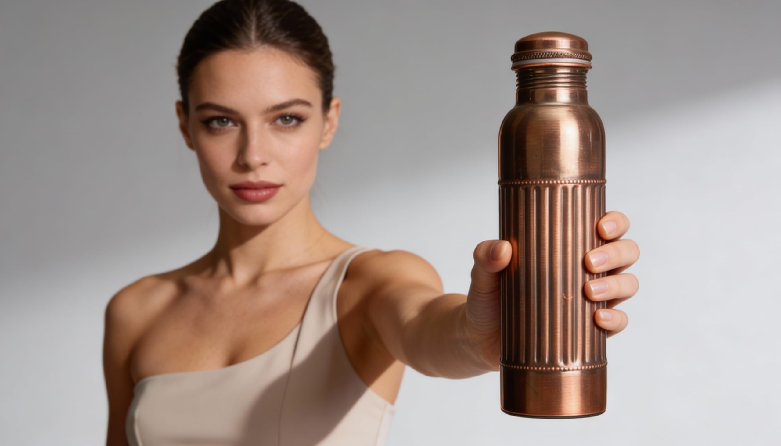 Copper Water Bottle 34 Oz Hammered Ayurvedic Pure Copper Vessel With Bag For Drinking Leak Proof Lid Handcrafted Copper Bottle For Travel Gym Office Hiking Sports