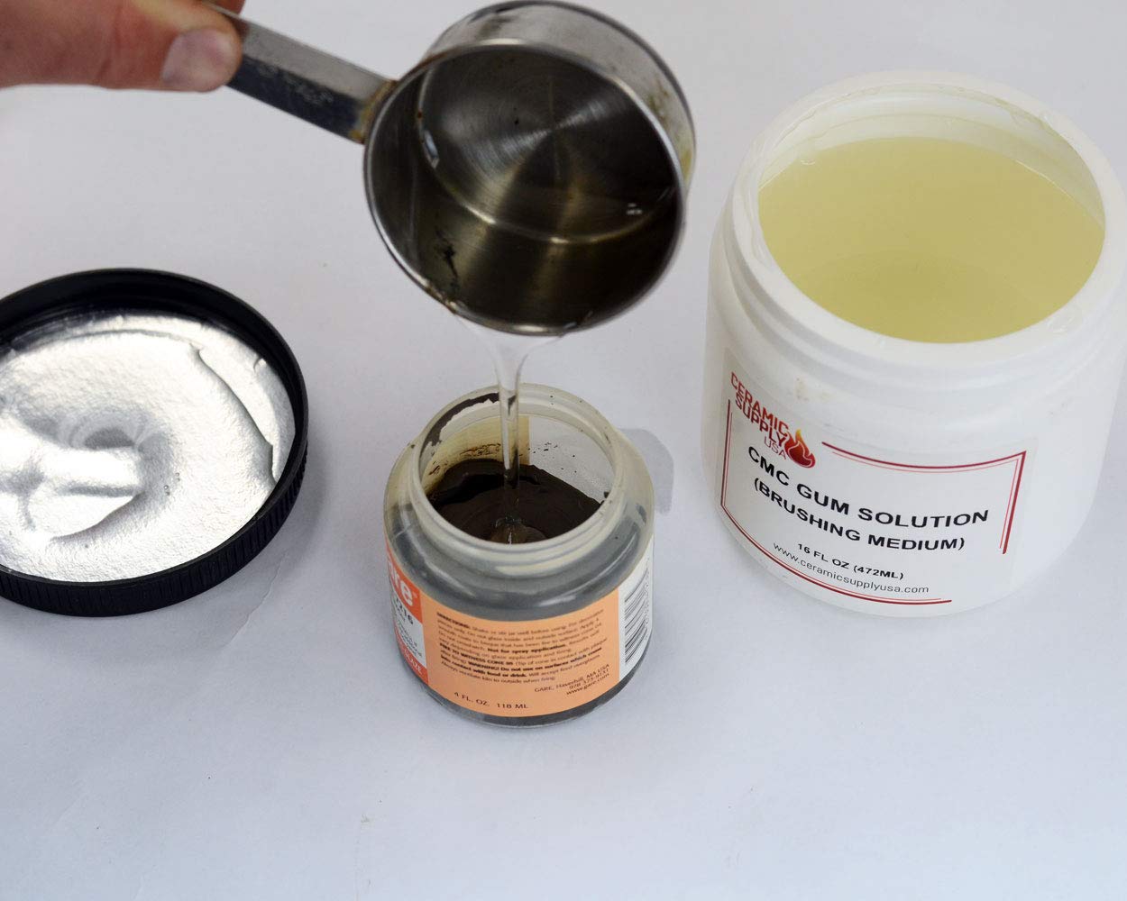 Ceramic Supply USA CMC Gum Solution 1 Pint Concentrated Brushing