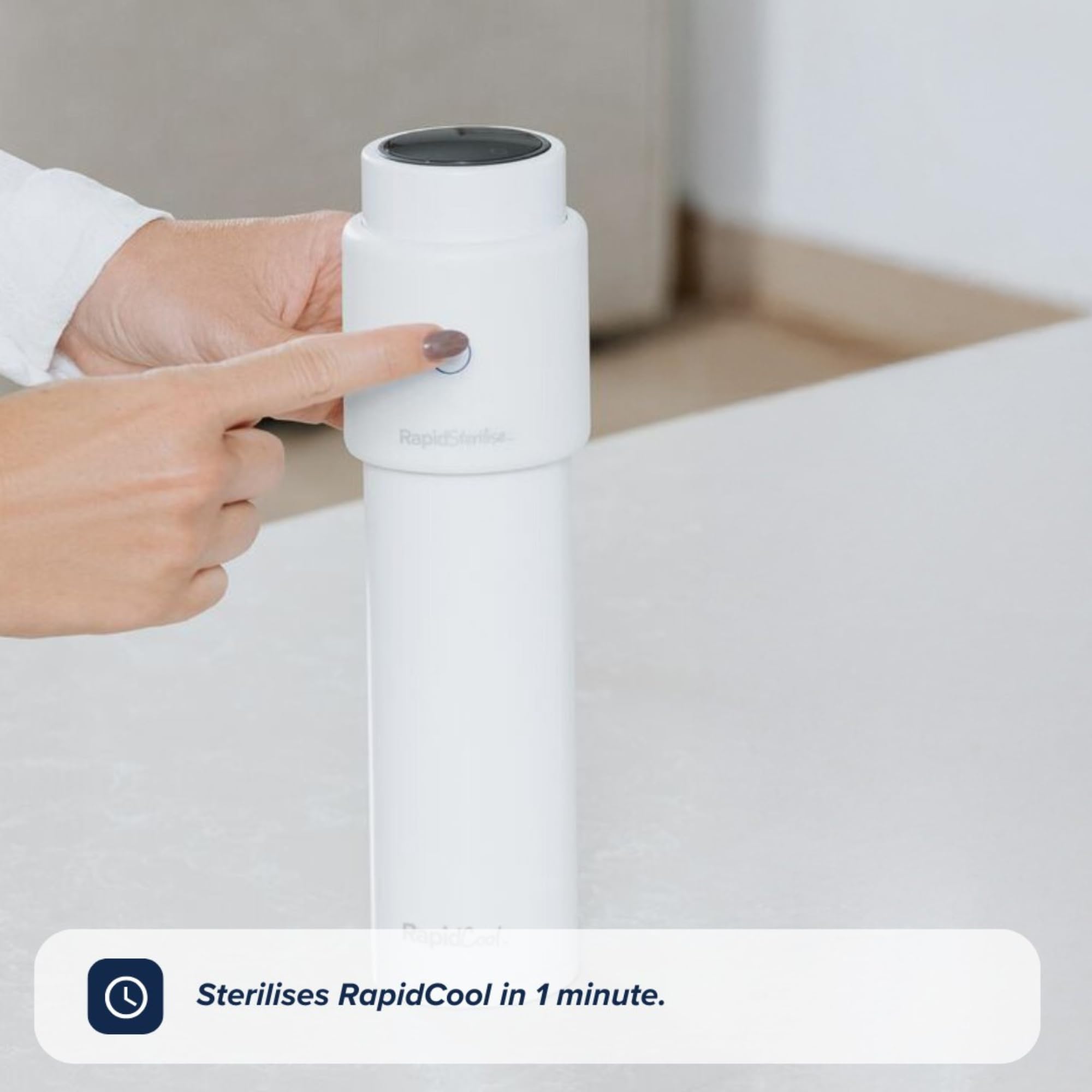 Nuby RapidSterilise, sterilizzatore UV portatile, realizzato per RapidCool, 70 utilizzi per carica, spegnimento automatico, uccide il 99,9% dei batteri (bianco)