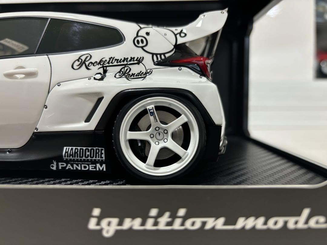 Amazon.co.jp: 1/18 イグニッションモデル パンデムヤリス カスタム  